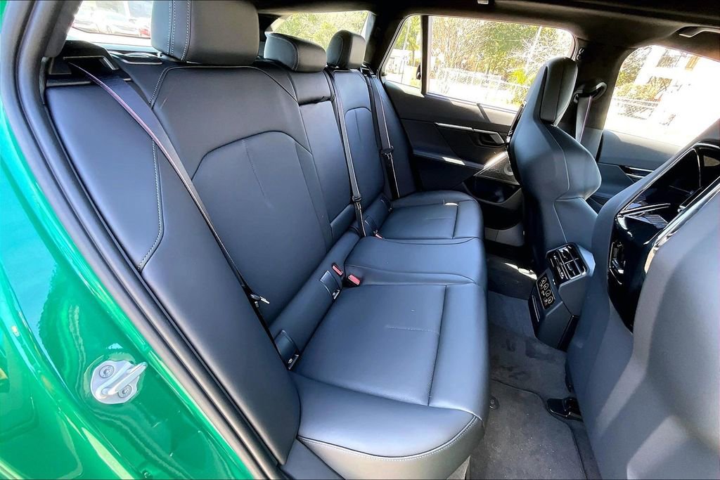 New 2026 BMW M5 Touring image 24