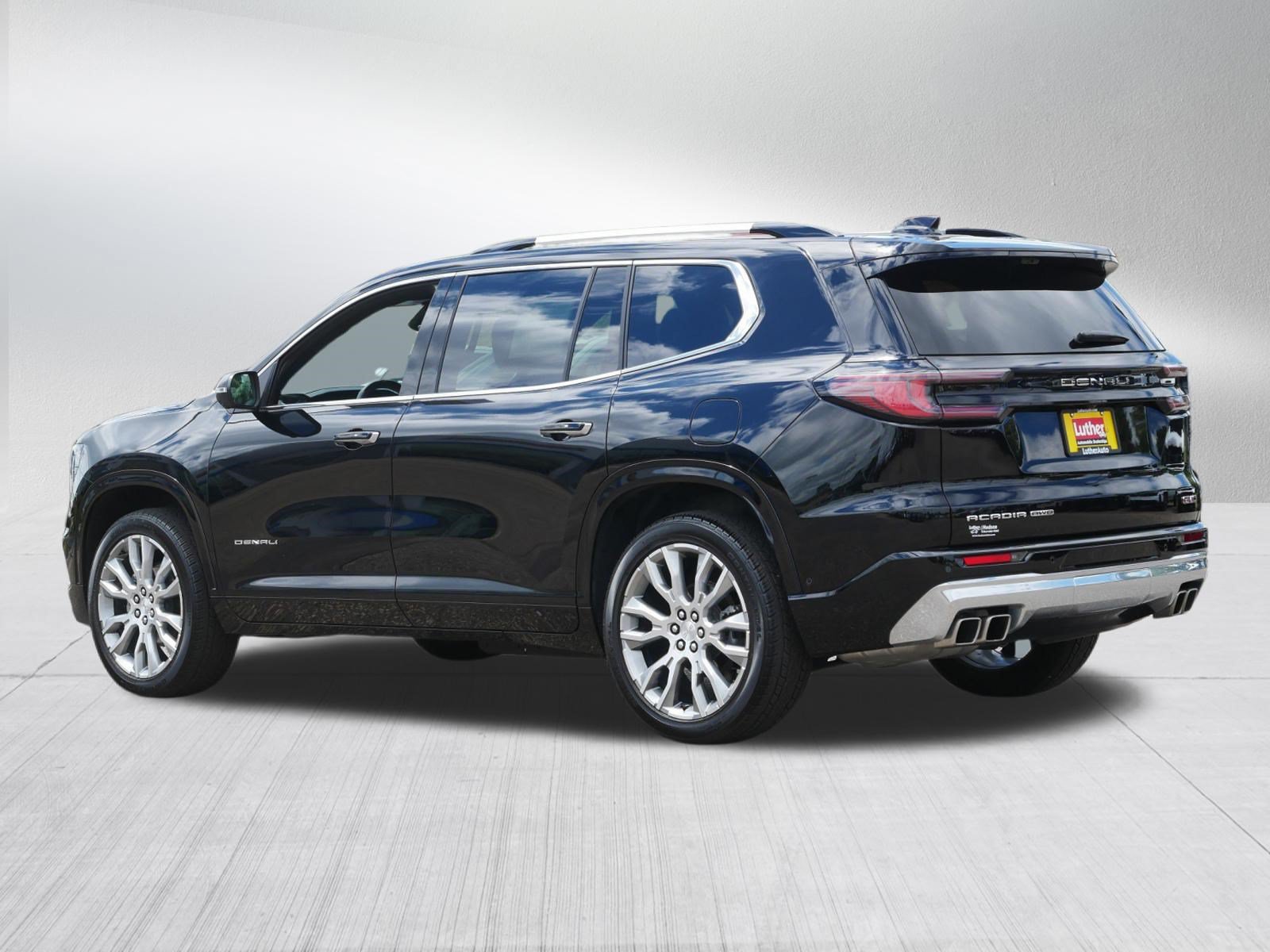Used 2025 GMC Acadia Denali w/ Super Cruise Package AWD/4WD image 5