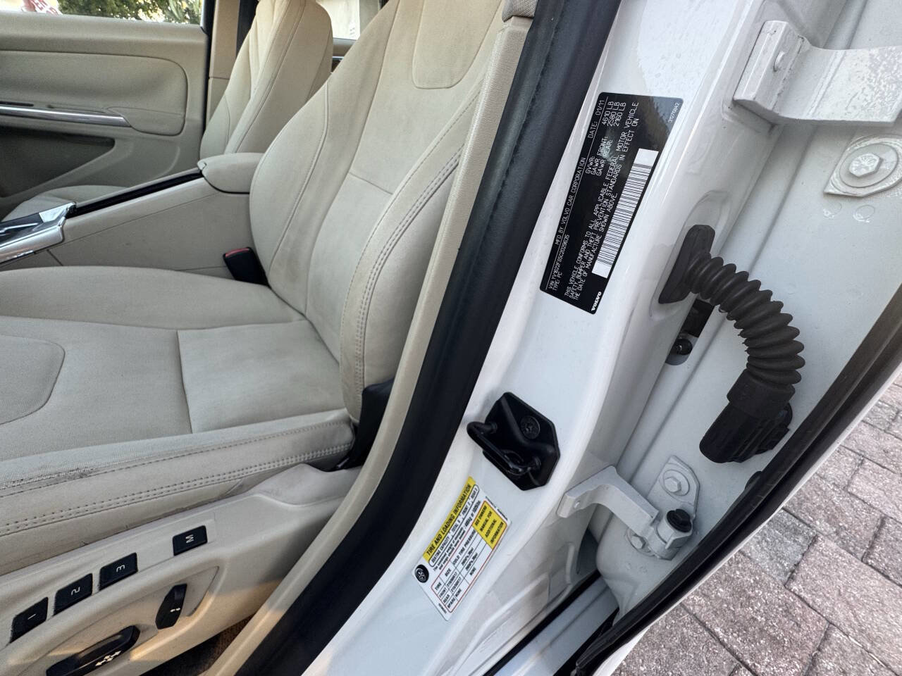 Used 2012 Volvo S60 T5 image 39