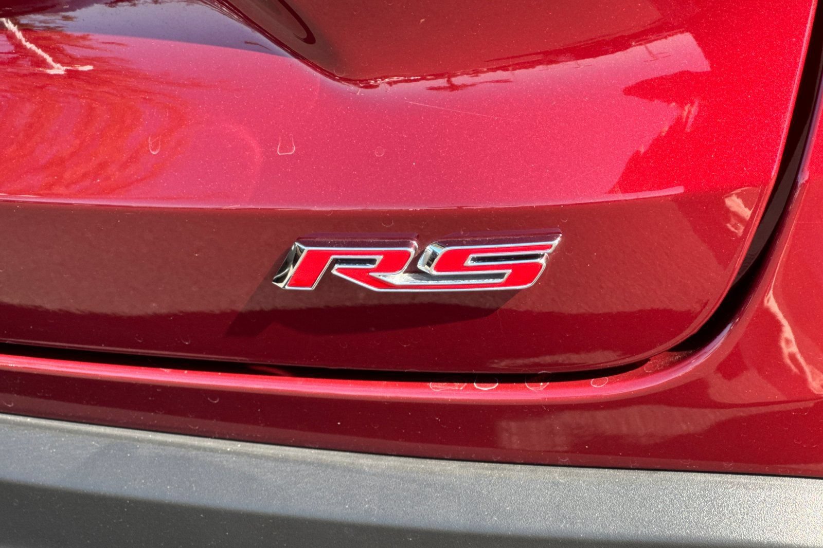 Used 2025 Chevrolet Trax RS FWD image 47