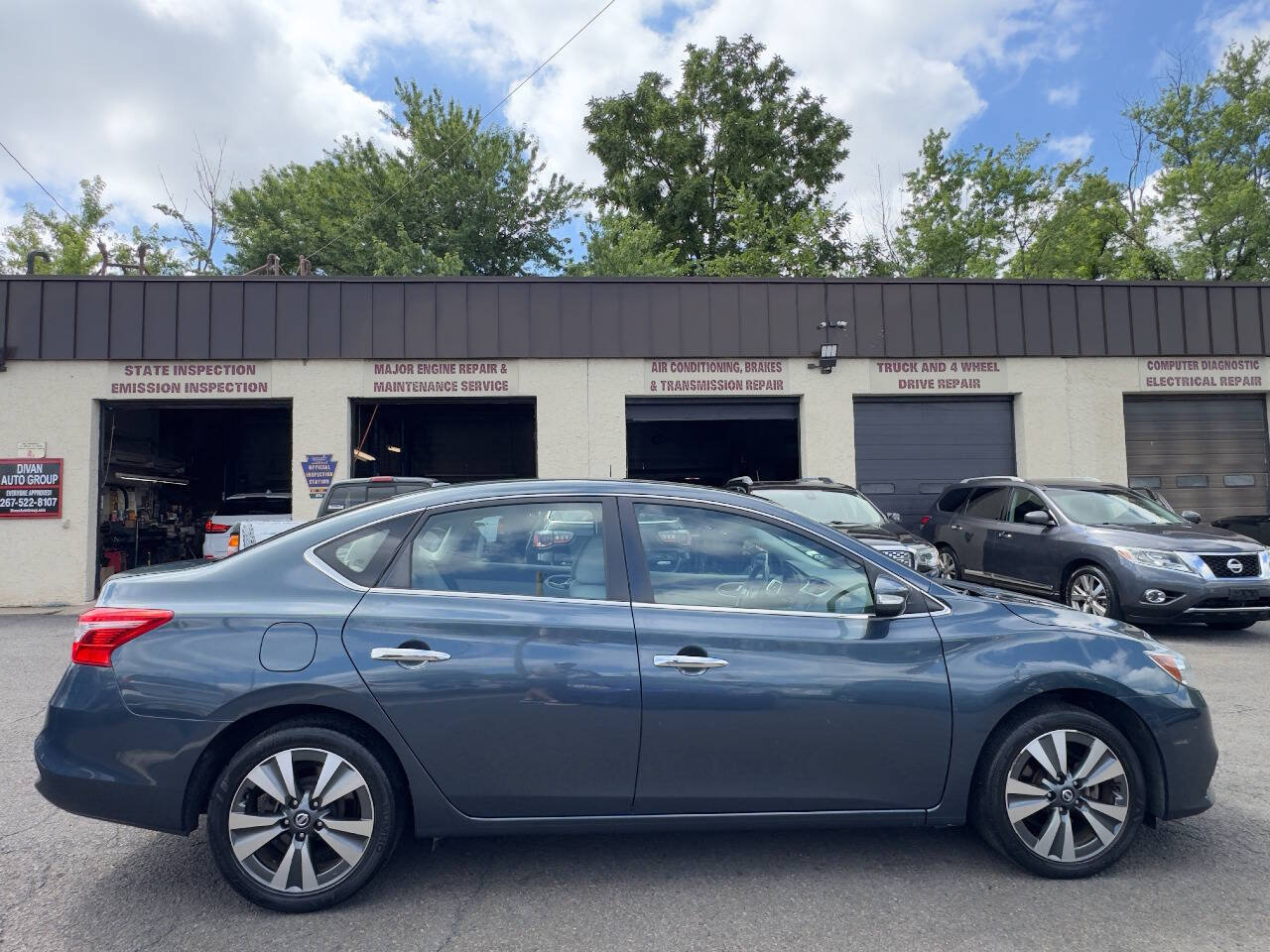Used 2016 Nissan Sentra SL w/ Technology Package FWD image 7