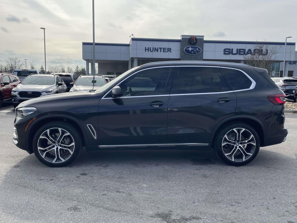 Used 2021 BMW X5 xDrive40i w/ Premium Package image 27