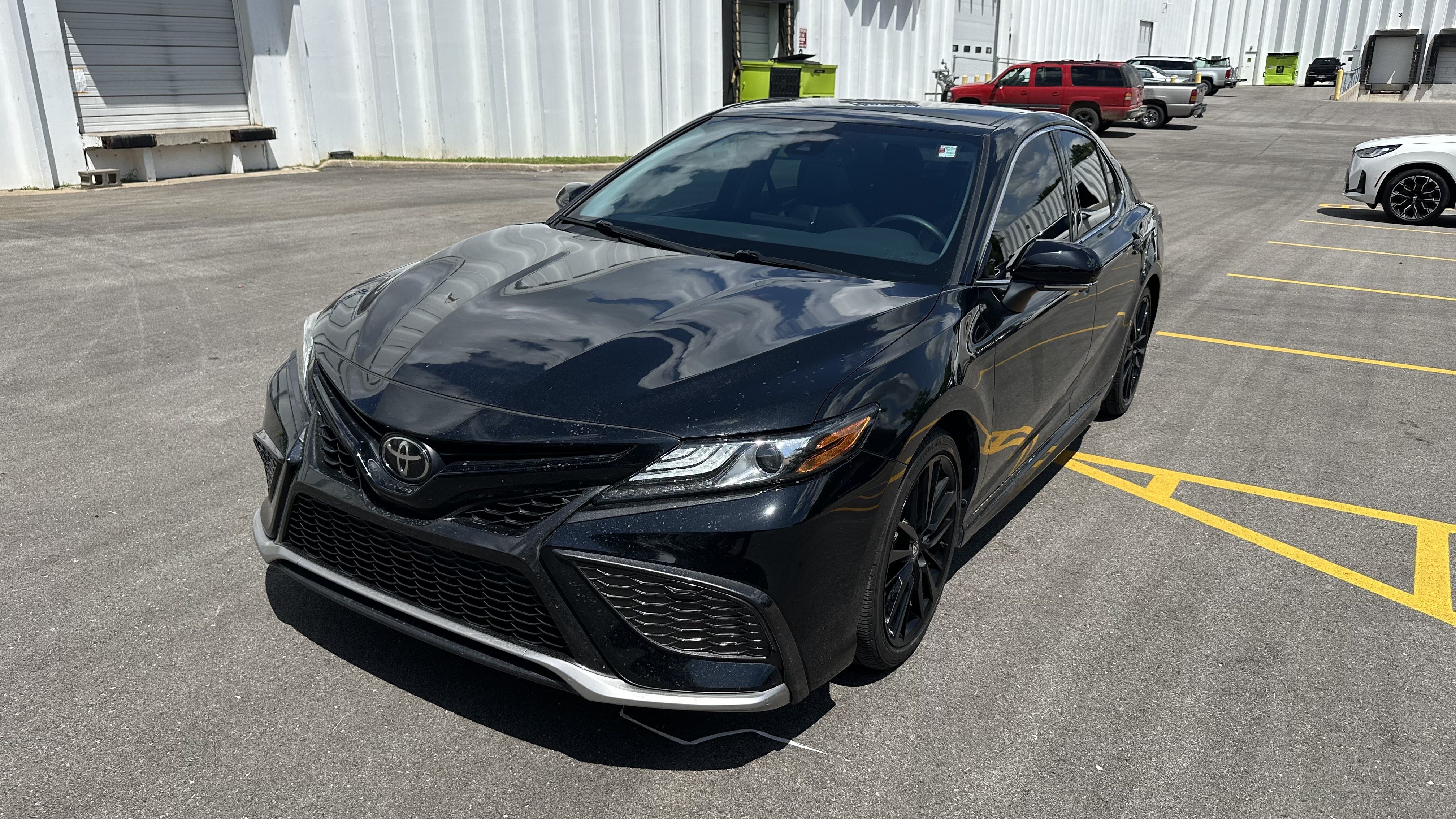 Used 2022 Toyota Camry XSE w/ Cold Weather Package AWD/4WD image 5