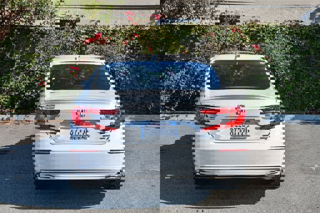 Used 2019 Honda Accord Touring image 7