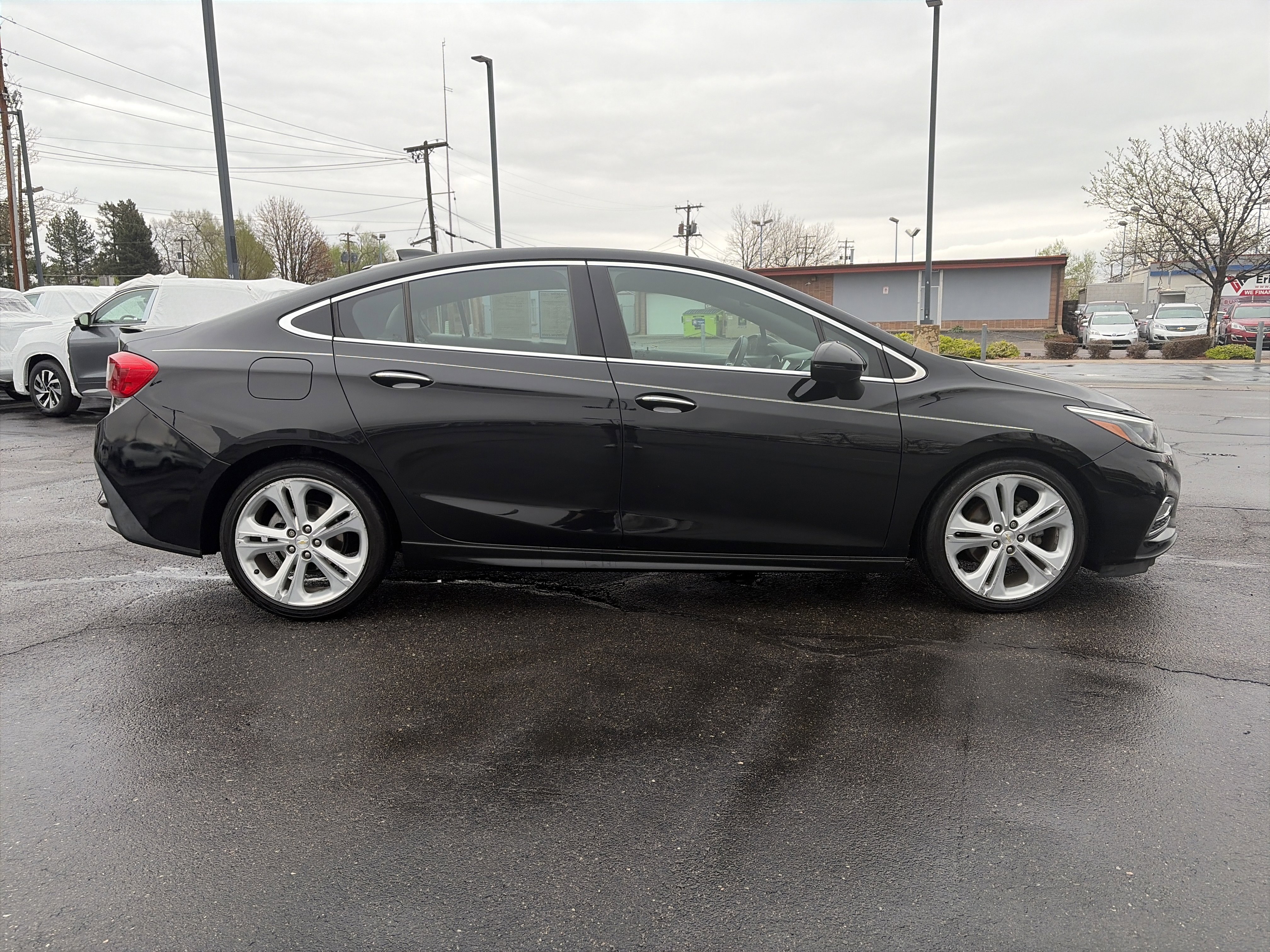 Used 2016 Chevrolet Cruze Premier image 4