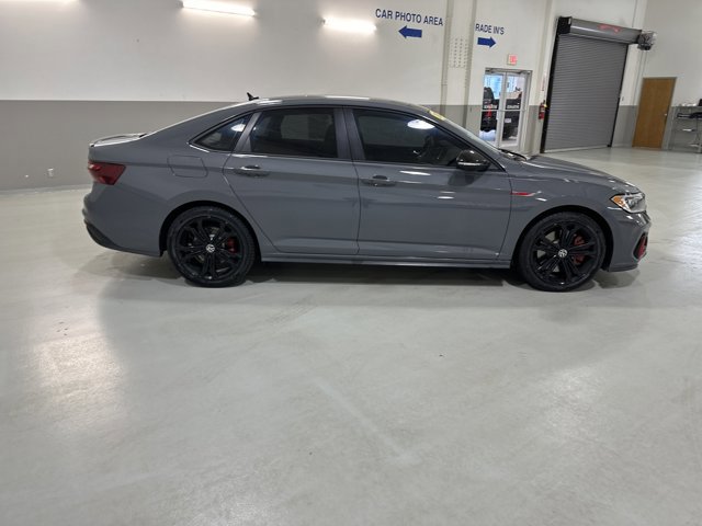 Used 2022 Volkswagen Jetta GLI Autobahn w/ GLI Black Package image 10