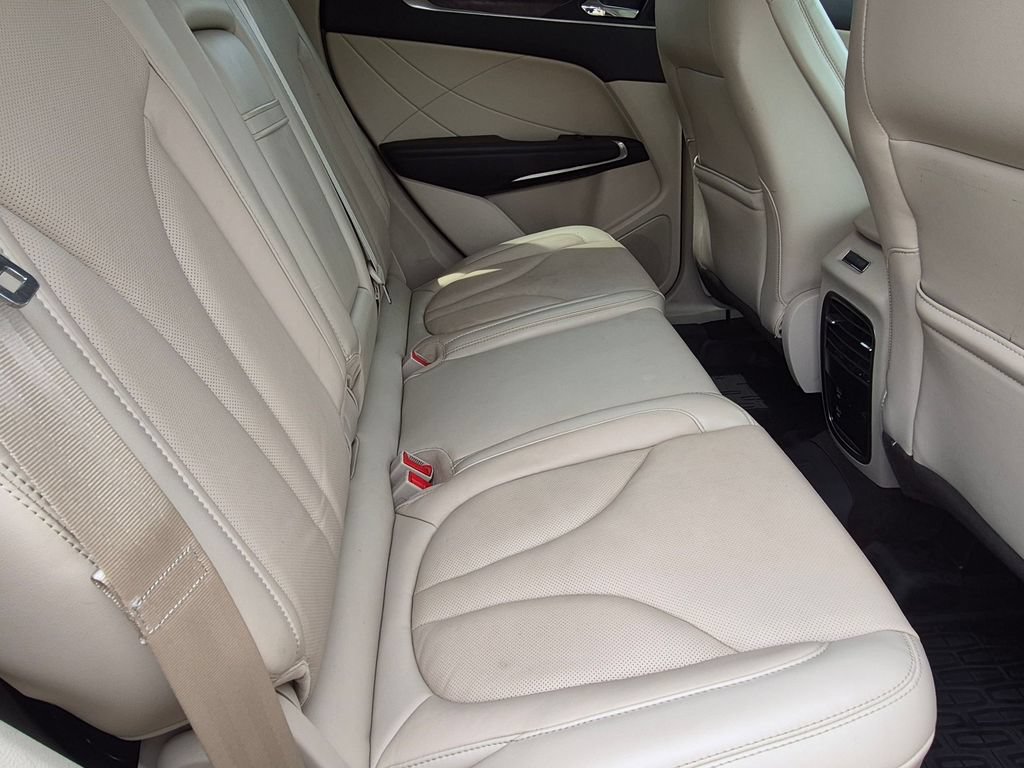 Used 2019 Lincoln MKC Reserve AWD/4WD image 29