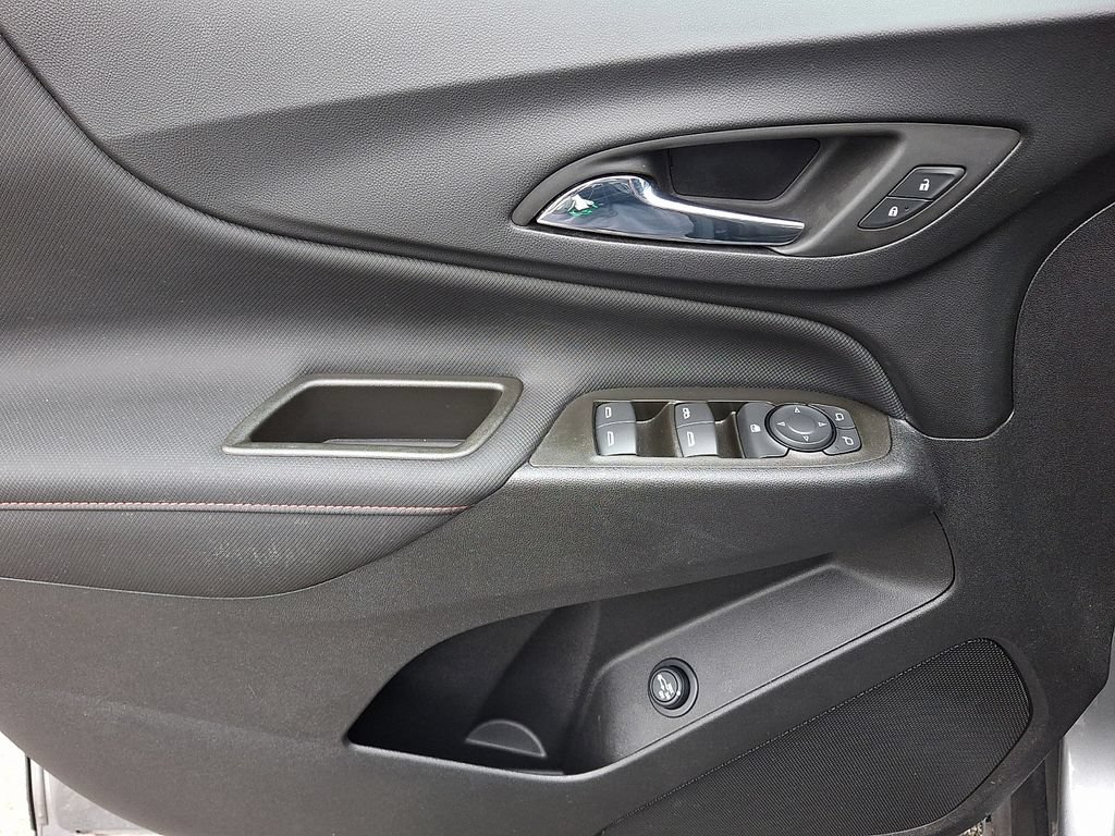 Certified 2023 Chevrolet Equinox RS AWD/4WD image 12