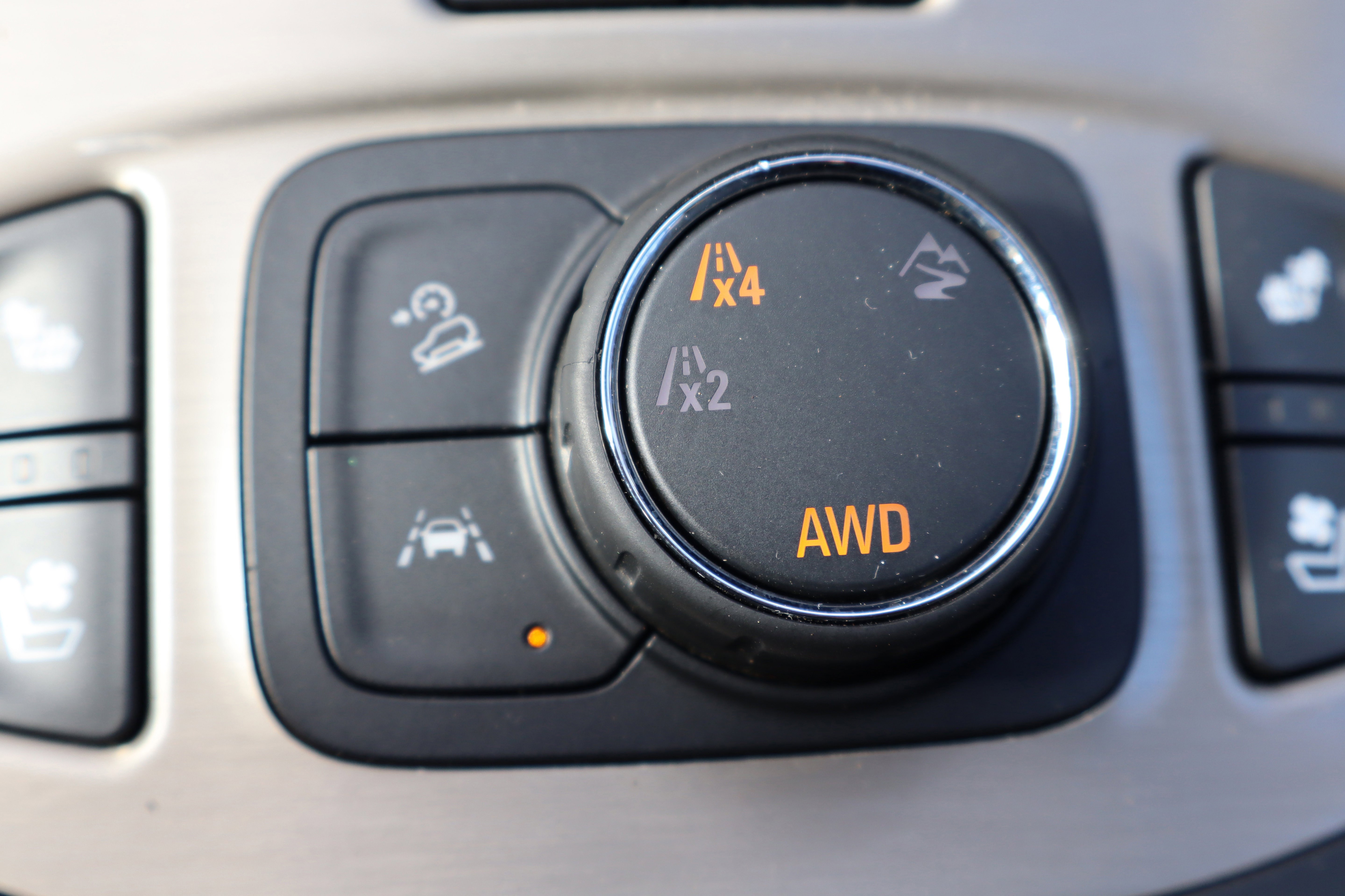 Used 2023 GMC Terrain Denali w/ Denali Premium Package image 28