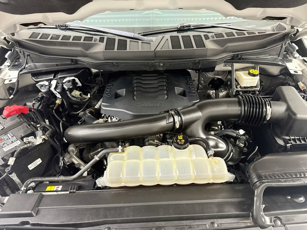 Used 2022 Ford F150 Lariat w/ Equipment Group 502A High AWD/4WD image 32