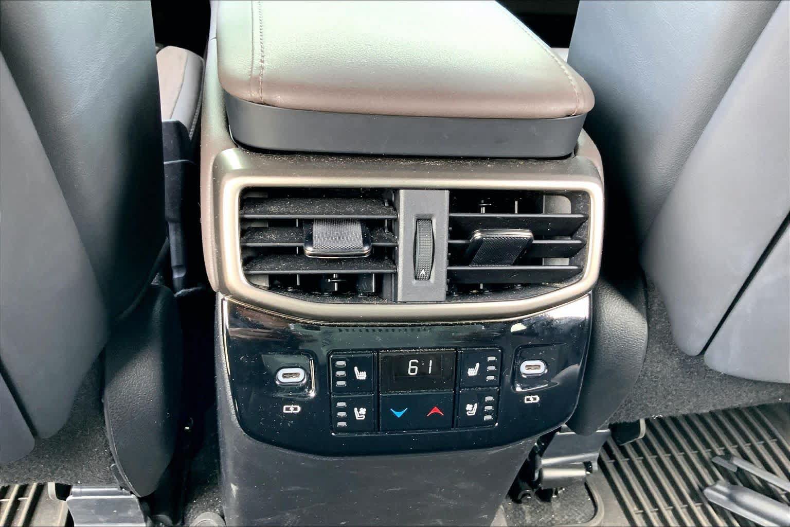 Used 2024 Lexus RX 350 AWD w/ Convenience Package image 34