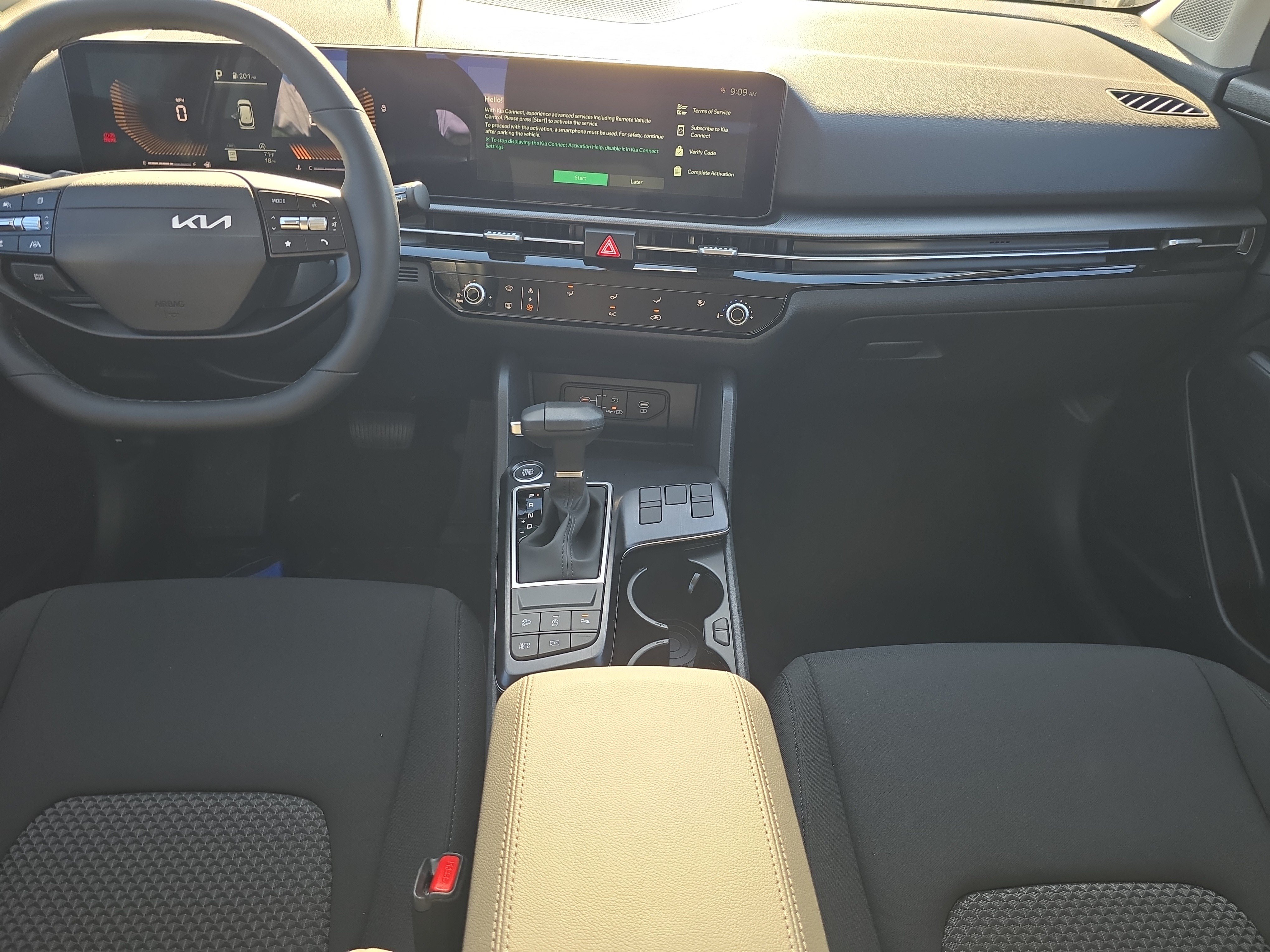 New 2027 Kia Sportage LX FWD image 13