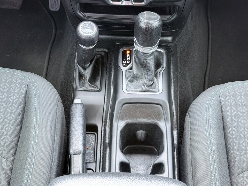 Used 2021 Jeep Wrangler Unlimited Sport AWD/4WD image 19