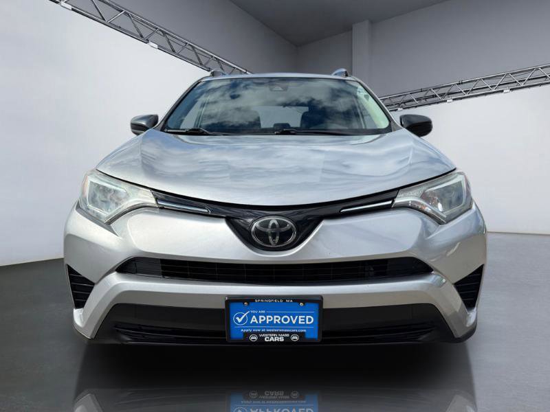 Used 2018 Toyota RAV4 LE w/ All Weather Liner Package image 10
