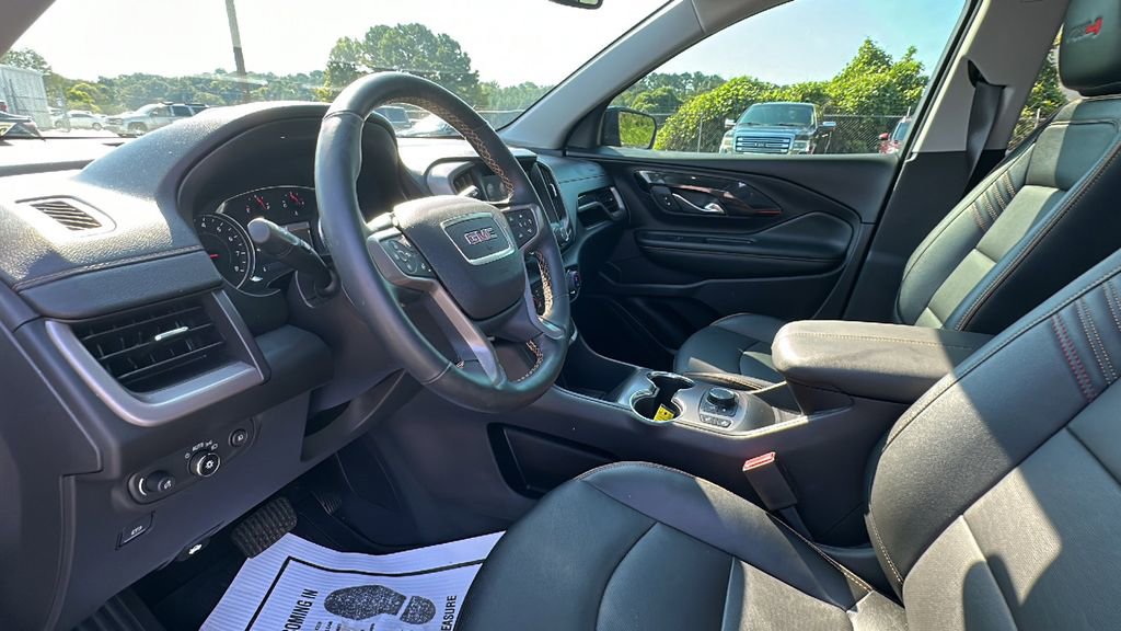 Used 2024 GMC Terrain AT4 image 11