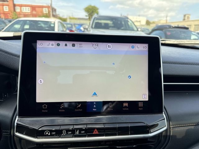 Used 2022 Jeep Compass Limited w/ (RED) Package image 26