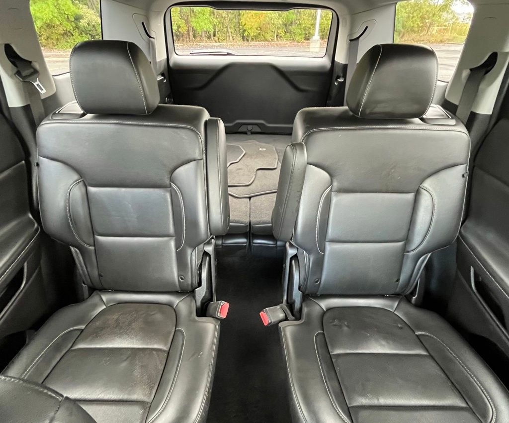 Certified 2023 GMC Acadia SLT image 17