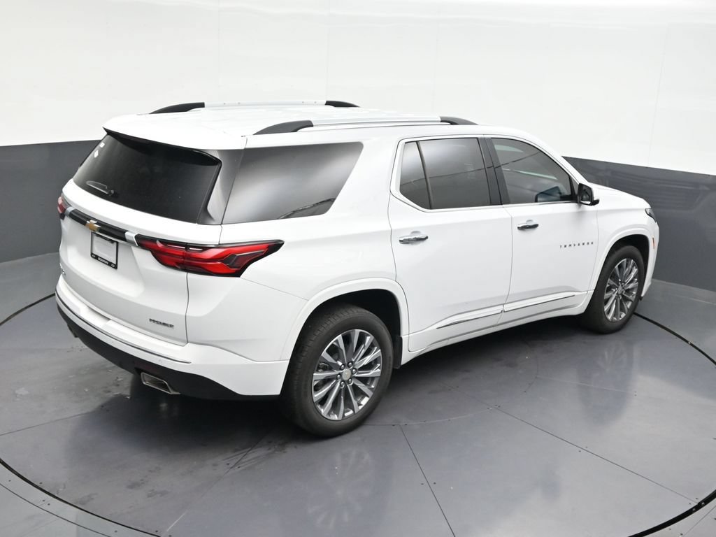 Used 2023 Chevrolet Traverse Premier FWD image 20