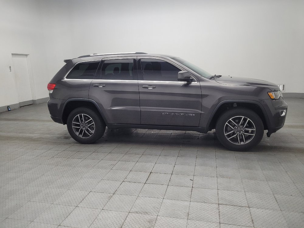 Used 2019 Jeep Grand Cherokee Laredo w/ Laredo X Package image 11