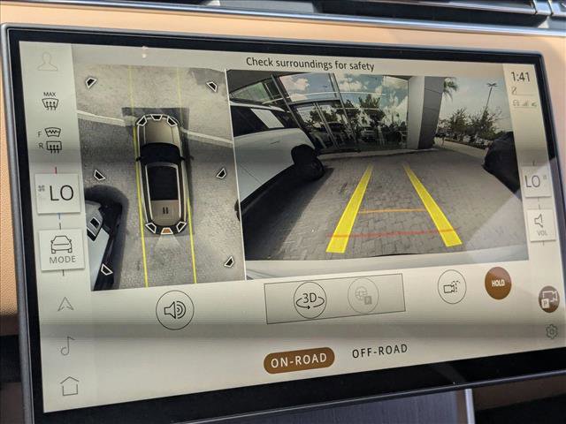 New 2025 Land Rover Range Rover Long Wheelbase SE image 13