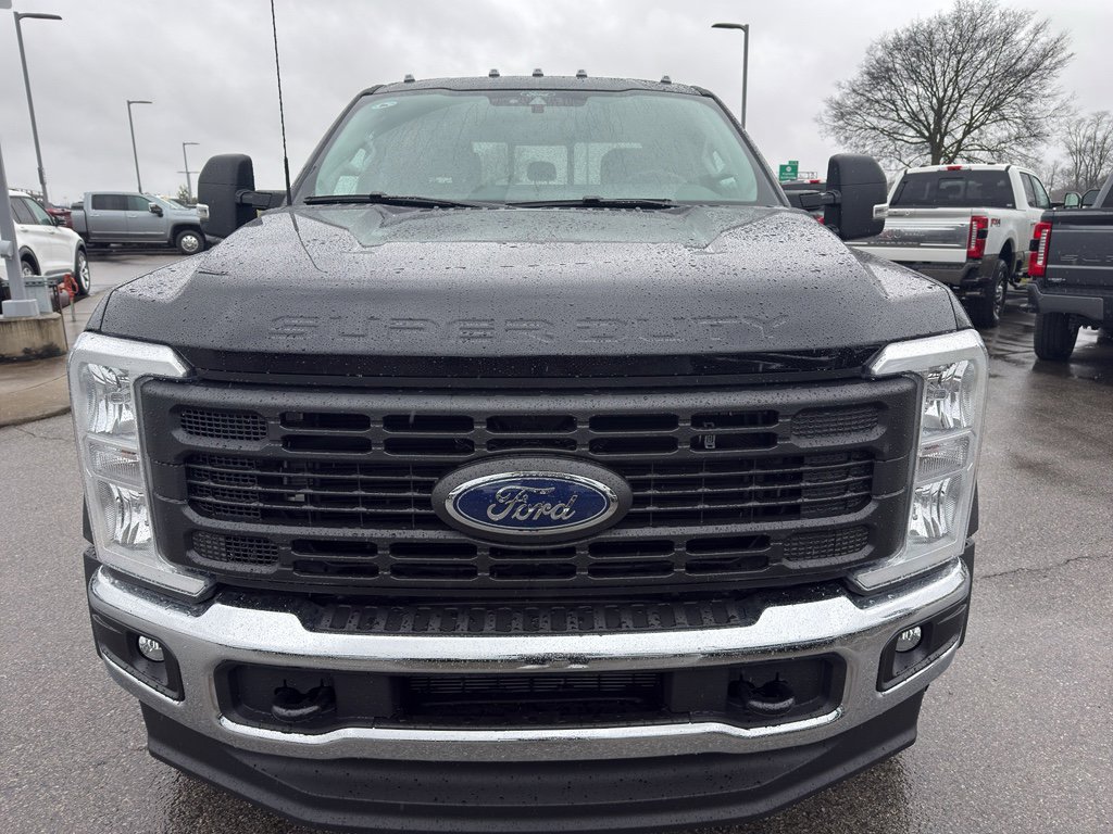 New 2026 Ford F450 XL w/ XL Chrome Package image 2
