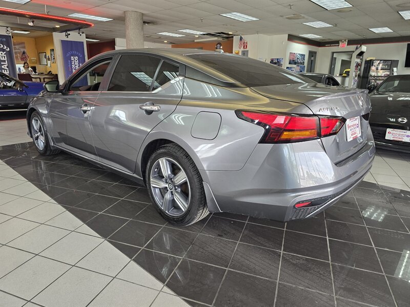Used 2020 Nissan Altima 2.5 S FWD image 5