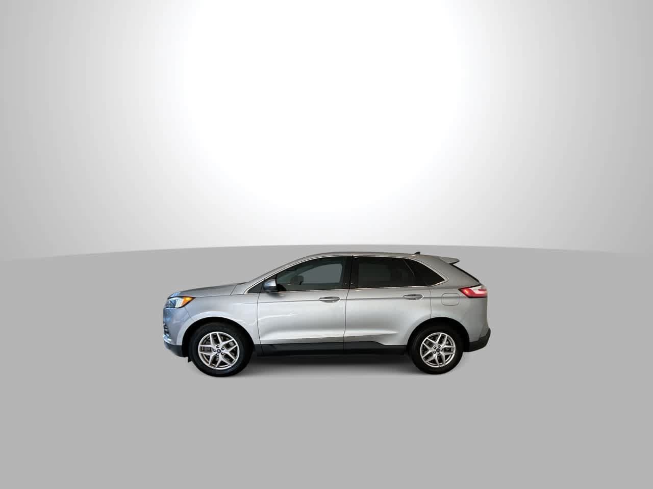 Used 2022 Ford Edge SEL AWD/4WD image 5