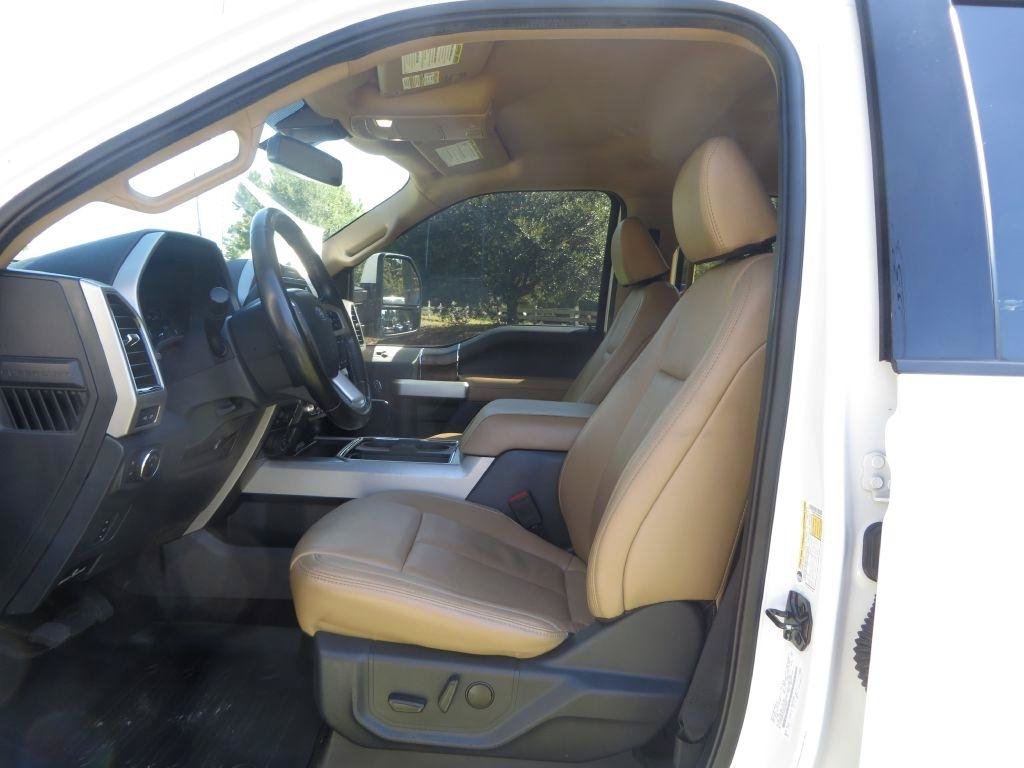 Used 2022 Ford F250 Lariat w/ Lariat Value Package AWD/4WD image 12