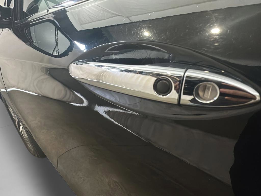 Used 2017 Honda Pilot Touring image 5