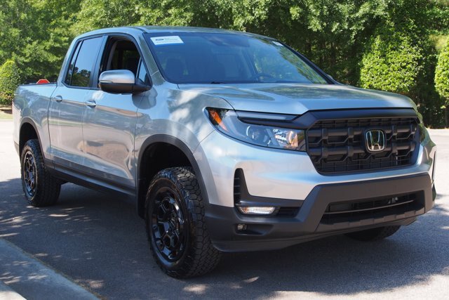 Used 2025 Honda Ridgeline RTL+ image 1