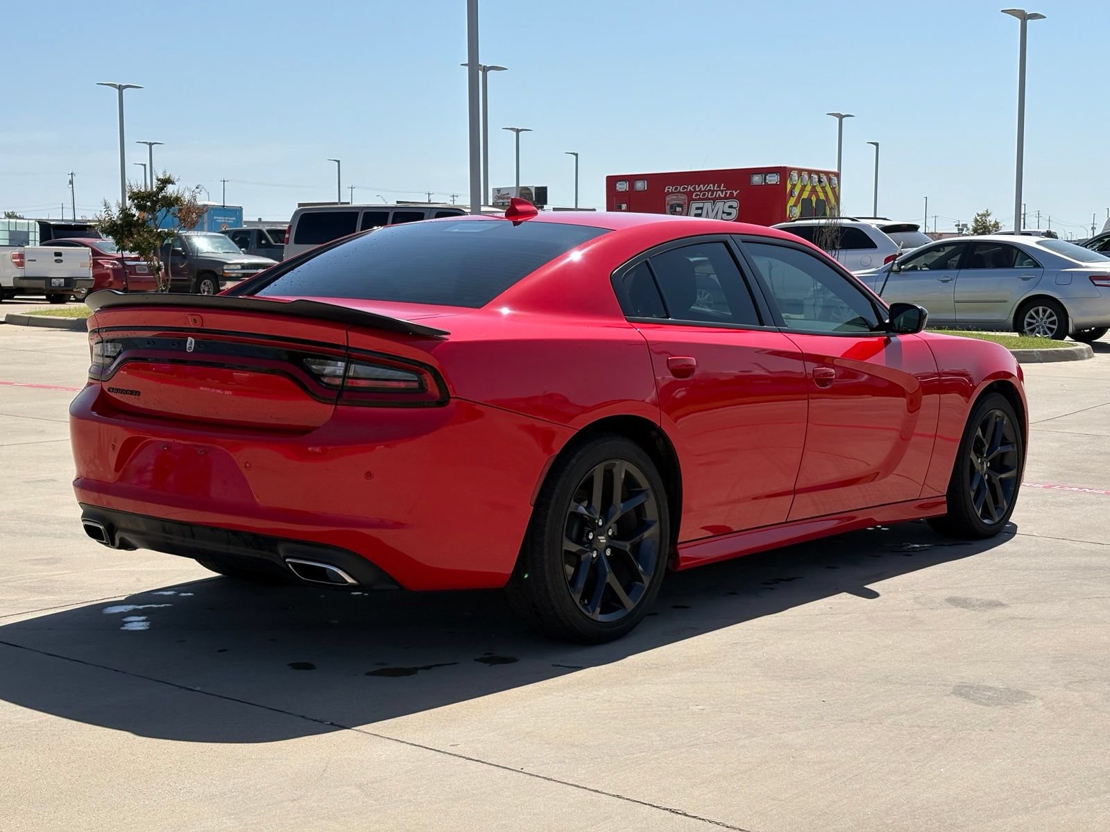 Used 2023 Dodge Charger SXT w/ Blacktop Package RWD image 7