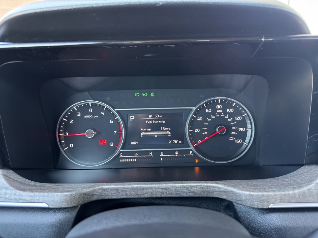 Used 2022 Kia Sorento EX w/ Panoramic Sunroof Package FWD image 17