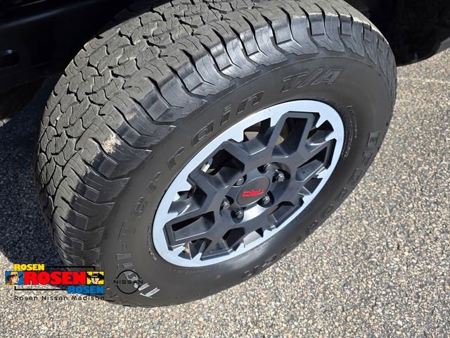 Used 2024 Toyota Tacoma TRD Off-Road AWD/4WD image 28