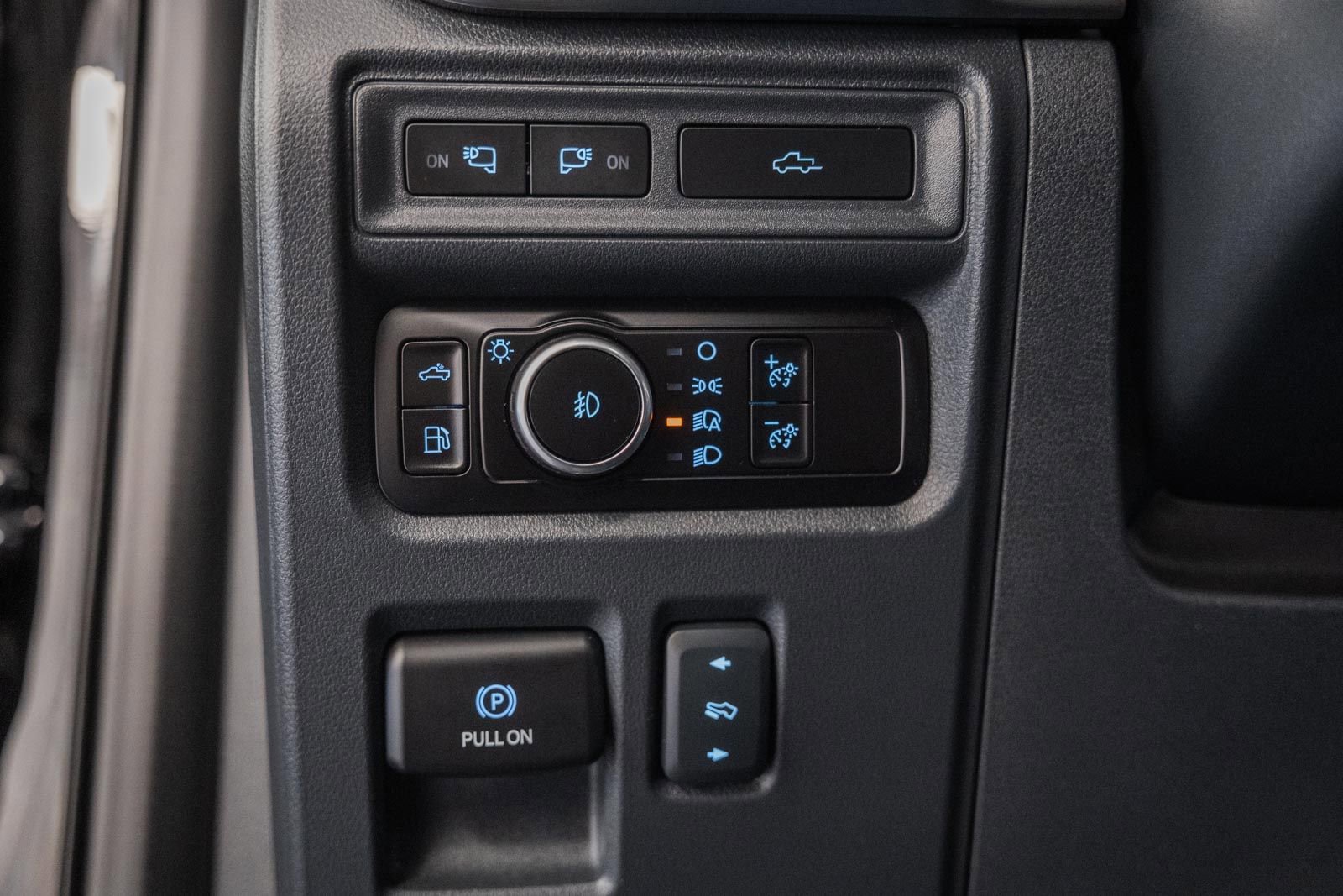 Used 2023 Ford F150 Lariat w/ Equipment Group 502A High image 46