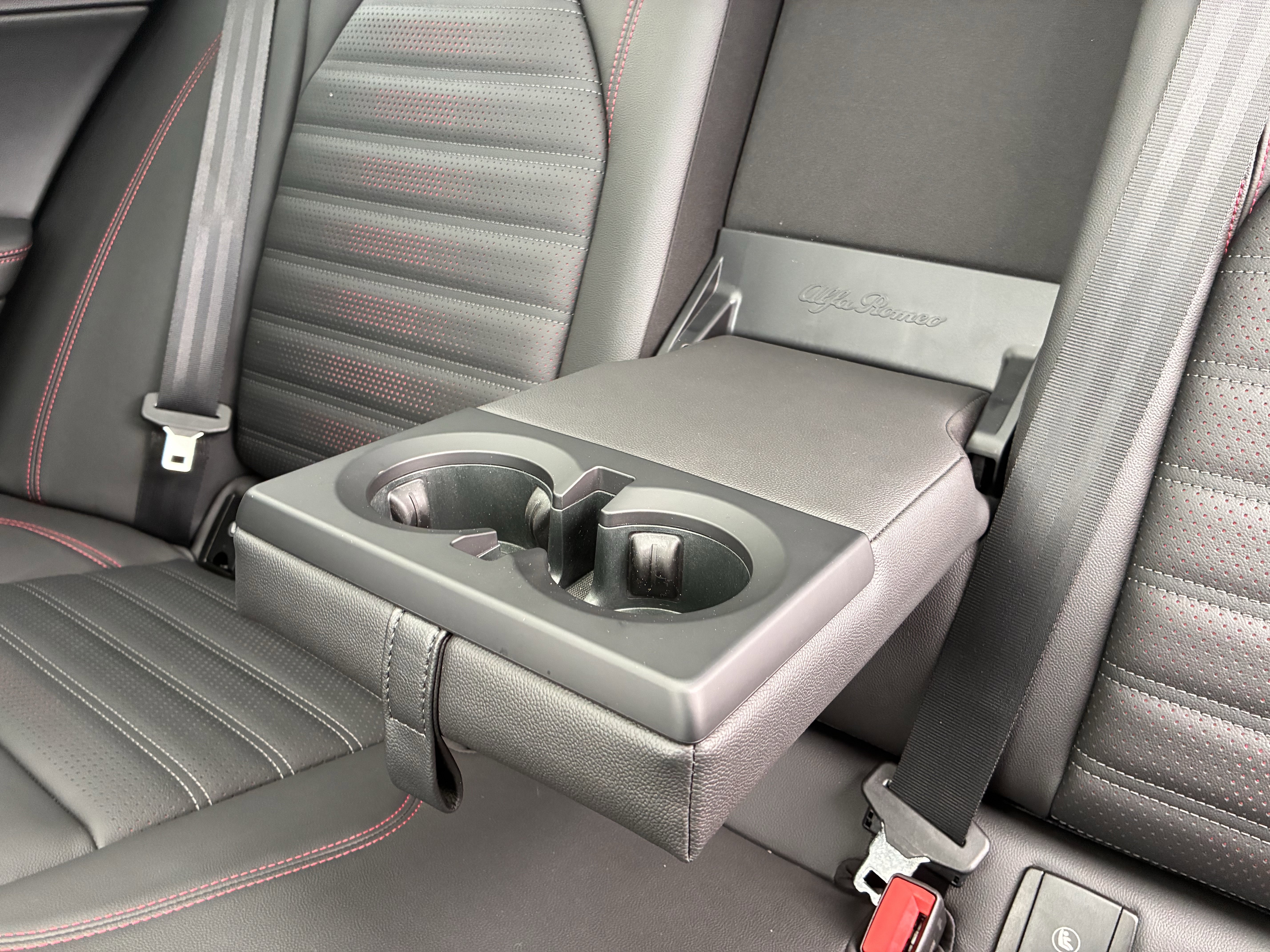 Certified 2025 Alfa Romeo Stelvio Tributo Italiano w/ Driving Assist Package image 31