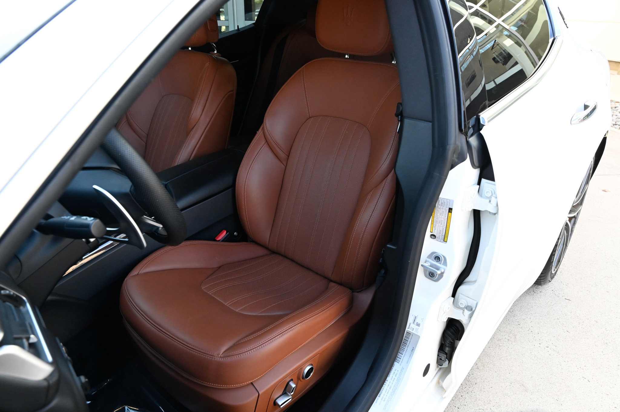 Used 2022 Maserati Ghibli Modena Q4 image 19