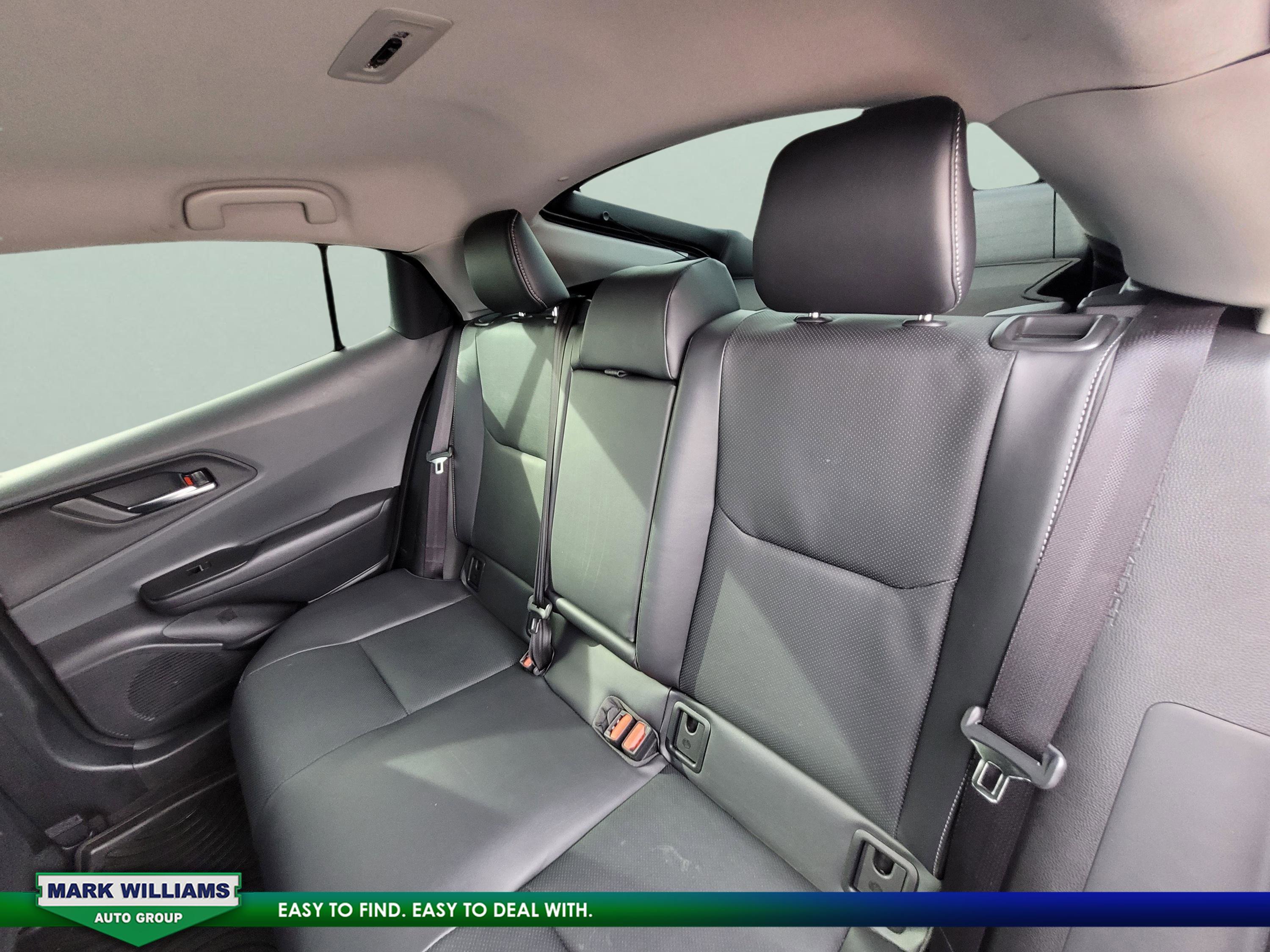 Used 2025 Toyota Prius XLE image 18