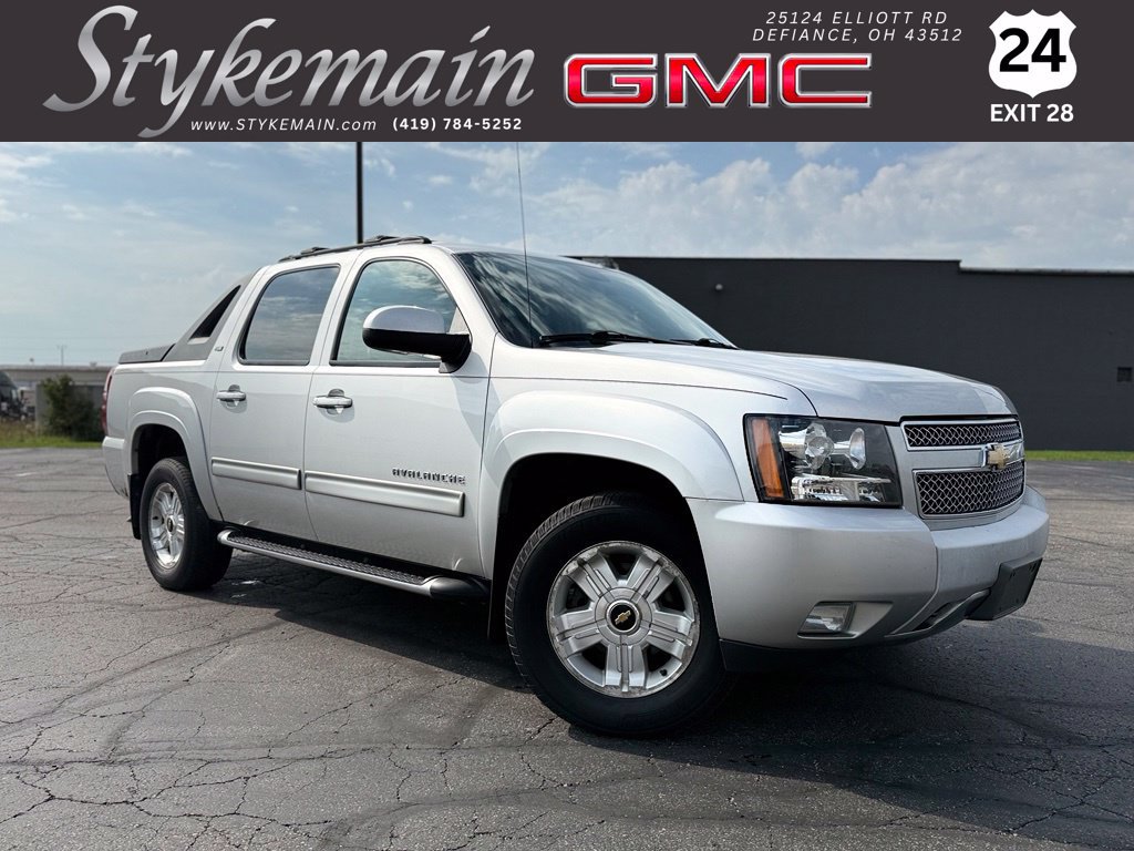 Used 2011 Chevrolet Avalanche LT w/ Luxury Package