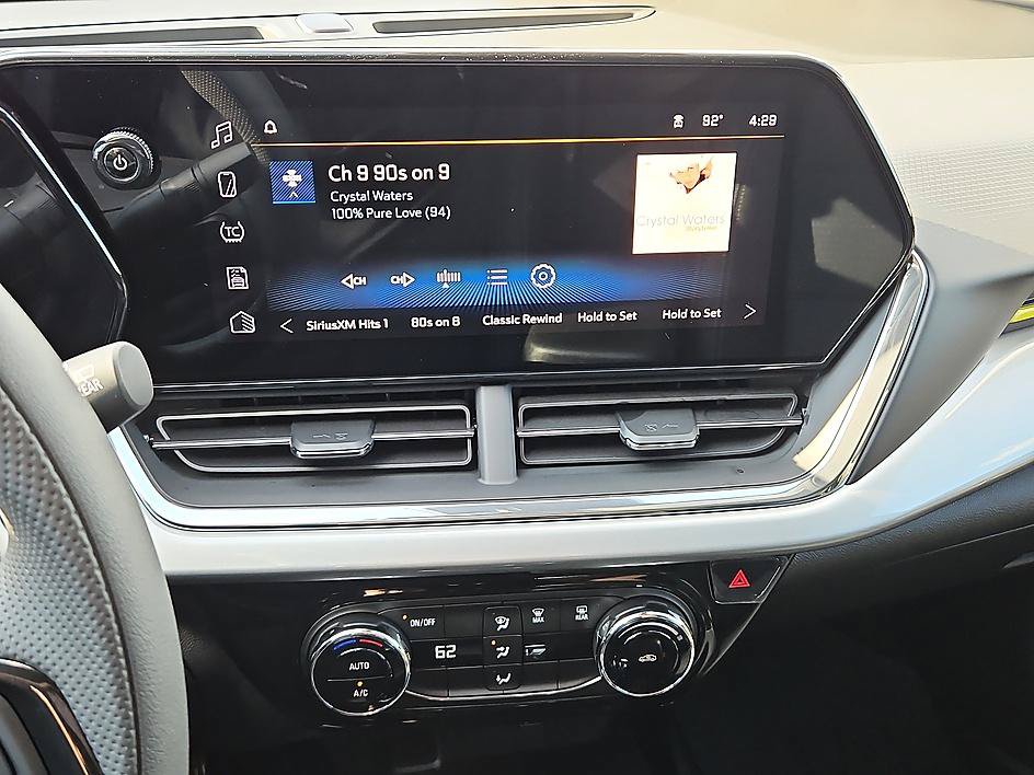 New 2026 Chevrolet Trax LT FWD image 17
