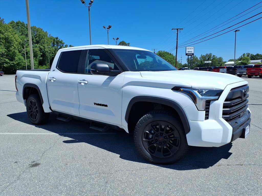 Used 2024 Toyota Tundra SR5 w/ SR5 Premium Package AWD/4WD image 2