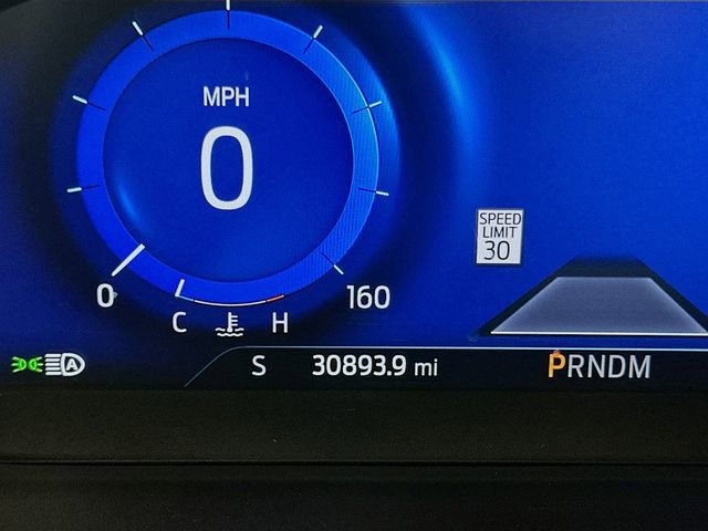 Used 2020 Ford Explorer Platinum w/ Premium Technology Package image 12