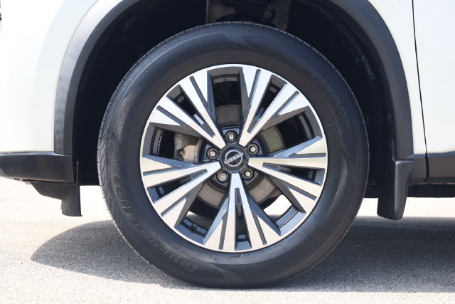 Certified 2023 Nissan Rogue SV AWD/4WD image 9