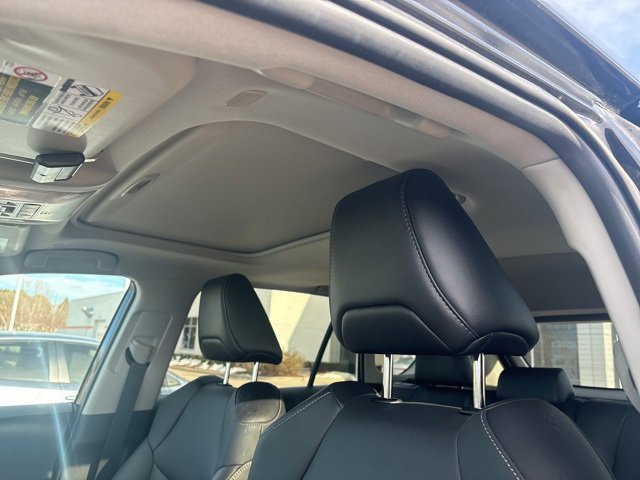 Used 2023 Toyota RAV4 XLE Premium image 10