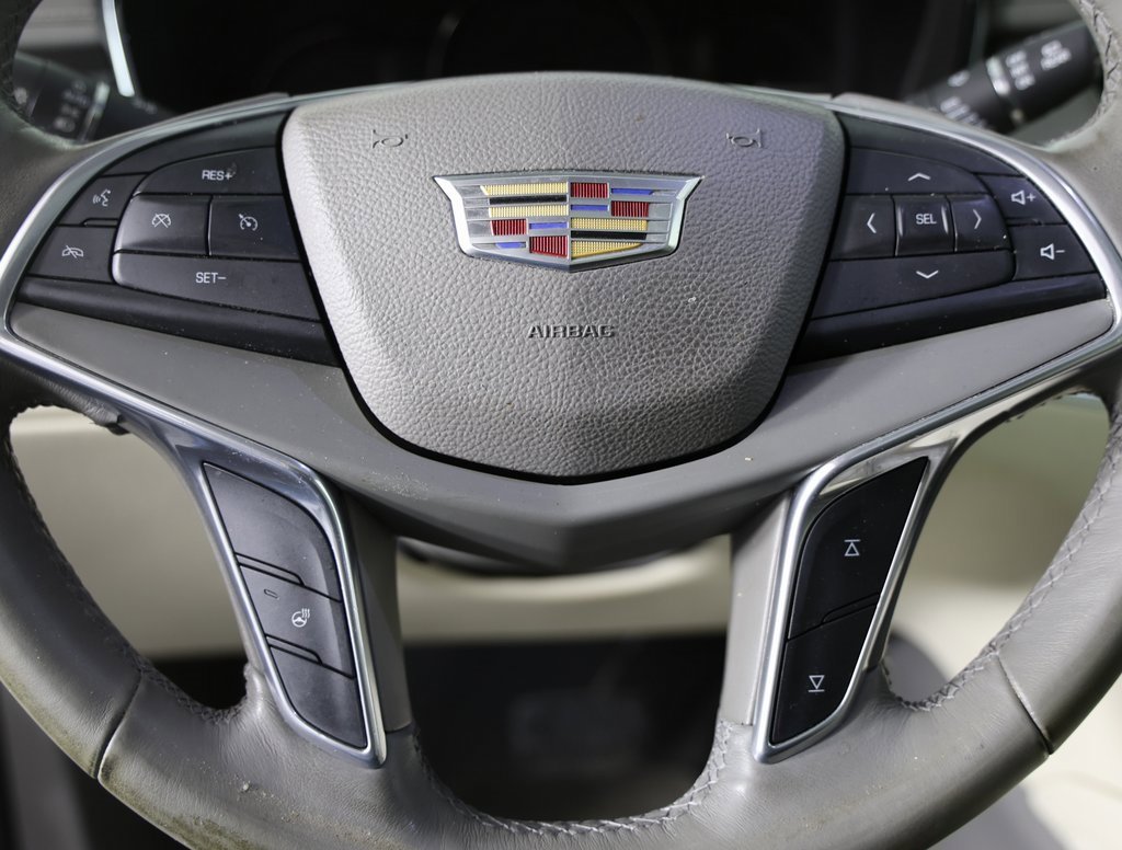 Used 2017 Cadillac XT5 Luxury image 14