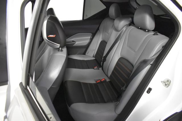 Used 2021 Nissan Kicks SR w/ SR Premium Package FWD image 28