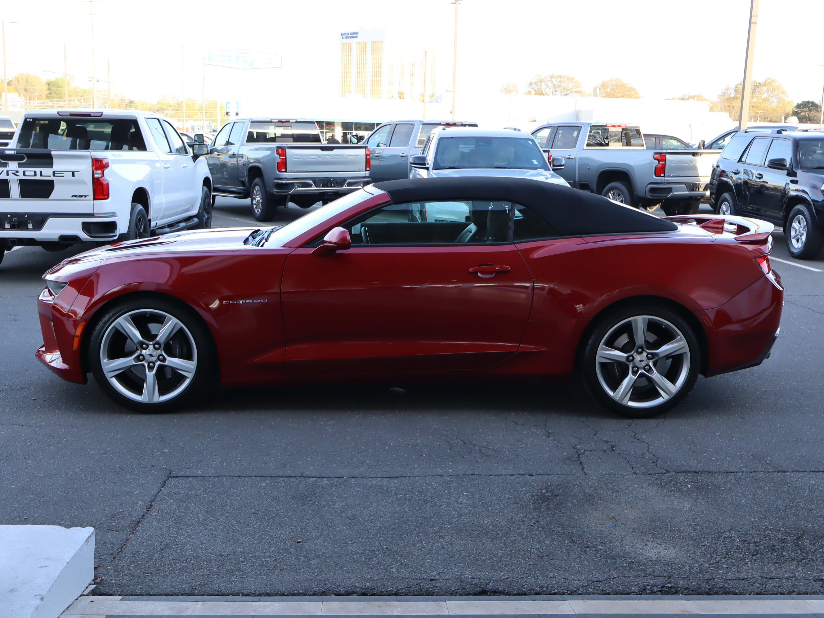 Used 2018 Chevrolet Camaro SS image 7