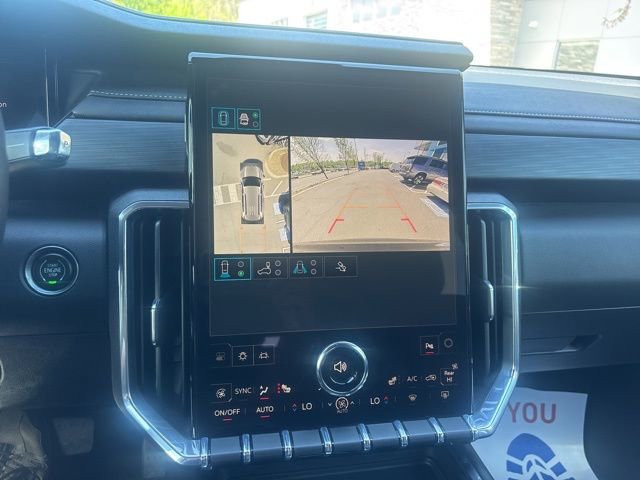 Used 2025 GMC Acadia Elevation FWD image 11