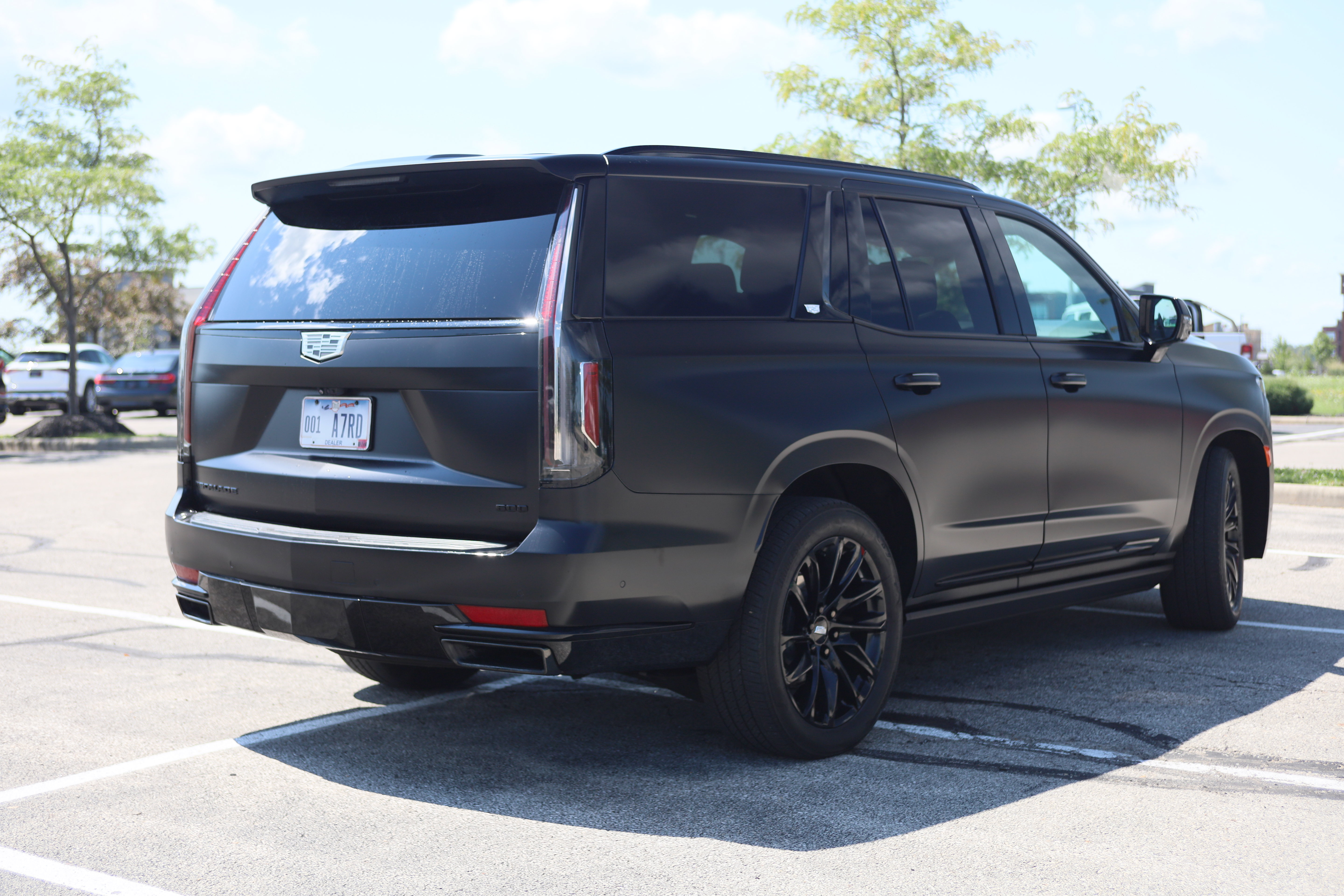 Used 2024 Cadillac Escalade Sport Platinum w/ LPO, ONYX Package AWD/4WD image 6