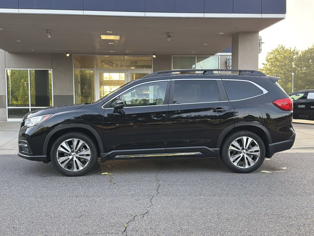 Used 2020 Subaru Ascent Limited w/ Technology Package AWD/4WD image 3