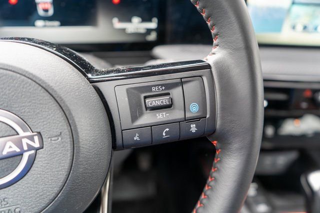 Certified 2025 Nissan Kicks SR image 23